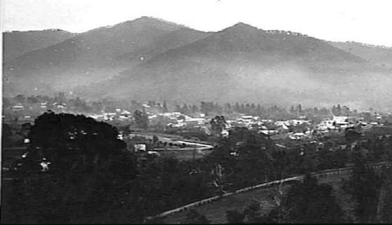 1910viewofbright.jpg