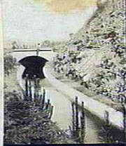 aqueduct1895a.jpg