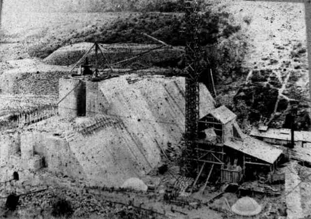1921construction.jpg